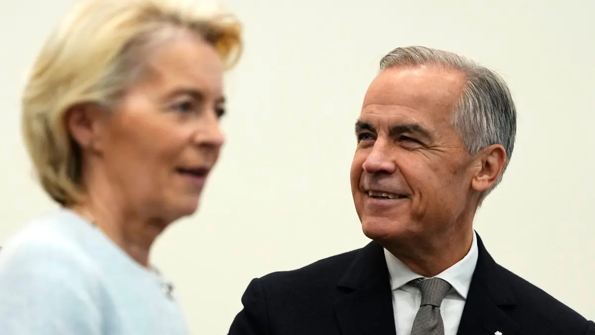 Ursula von der Leyen und der kanadische Premier Mark Carney: Der kanadische Premierminister Mark Carney und die Präsidentin der Europäischen Kommission, Ursula von der Leyen, treffen am Rande der Generalversammlung der Vereinten Nationen (UNGA) im UN-Hauptquartier zu einer hochrangigen Spendenveranstaltung der OceanEye International Alliance zugunsten des Global Ocean Observing System (GOOS) ein. (zu dpa: «EU und Kanada schmieden Allianz für die Zukunft»)