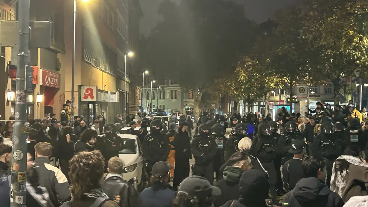 Der Rest von der Versammlung am Marienplatz